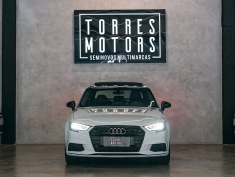 Audi A3 Sed.Perf. Black 2.0 TFSI S-tr. (Hib.)