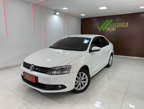 VolksWagen JETTA Comfortline 2.0 T.Flex 8V 4p Tipt.