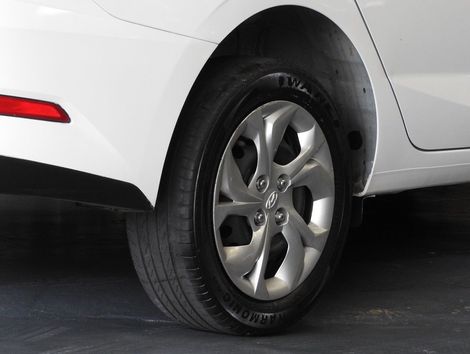 Hyundai HB20S Comfort Plus 1.0 Flex 12V Mec.