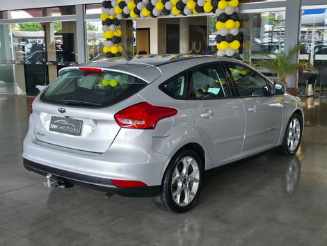 Ford Focus 2.0 16V/SE/SE Plus Flex 5p Aut.