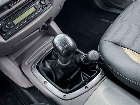 Mitsubishi L200 Triton GLS 3.2 CD TB Int.Diesel Mec