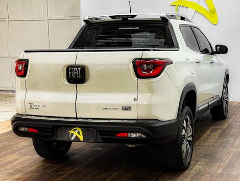 Fiat Toro Volcano 1.3 T270 4x2 Flex Aut.