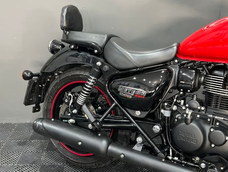 Royal Enfield Meteor 350 Fireball 