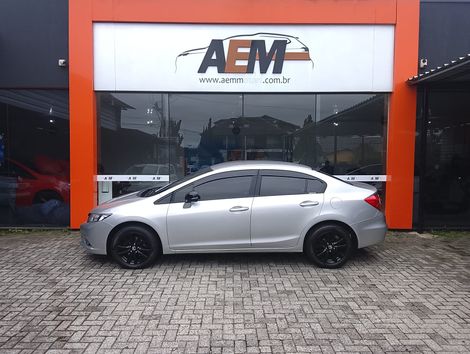 Honda Civic Sedan LXS 1.8/1.8 Flex 16V Aut. 4p