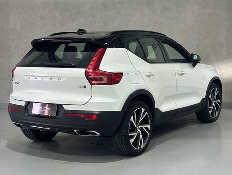 Volvo XC 40 T-5 R-DESIGN 1.5 FWD (Híbrido)