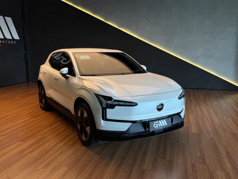 Volvo EX30 E60 Core (Elétrico)