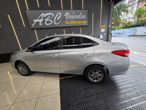 Toyota Yaris Sedan 1.5 XS Connect CVT