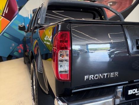 Nissan Frontier SL CD 4x4 2.5TB Diesel Aut