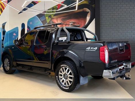 Nissan Frontier SL CD 4x4 2.5TB Diesel Aut