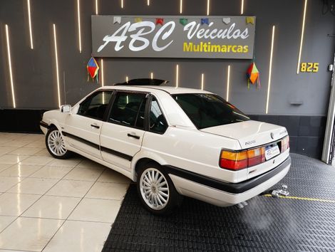 Volkswagen Santana GLS 2.0 (nova série)