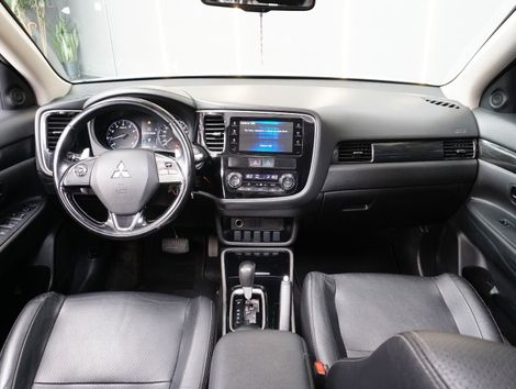 Mitsubishi Outlander 2.0 16V CVT