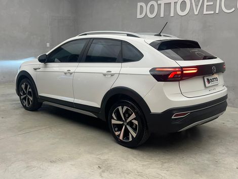 VolksWagen Nivus Highline 1.0 200 TSI Flex Aut.