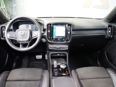 Volvo XC40 1.5 T5 R-Design Recharge DCT
