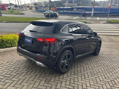 Mercedes GLA 200 Progressive 1.3 TB 16V Aut.(Híb)