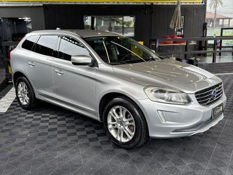 Volvo XC 60 2.0 T5  5p