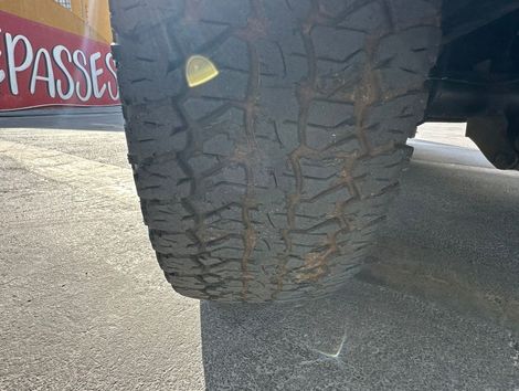 Ford F-250 XL 4.2 Turbo Diesel