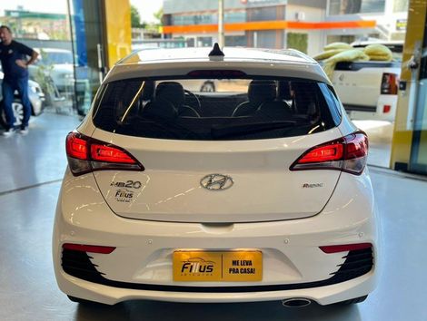 Hyundai HB20 R spec 1.6 Flex 16V Aut.