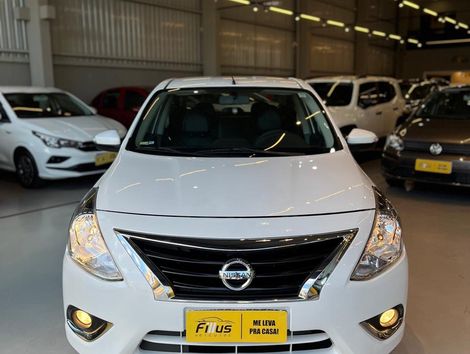 Nissan VERSA SL 1.6 16V FlexStart 4p Mec.