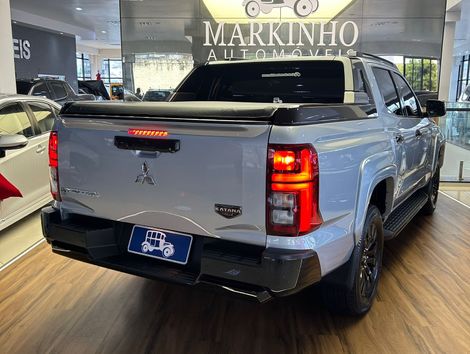 Mitsubishi Triton Katana 2.4 CD 4x4 TB Diesel Aut.