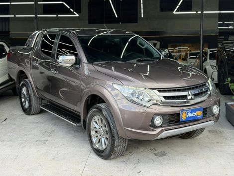 Mitsubishi L200 Triton Sport HPE-S 2.4 CD Dies. Aut