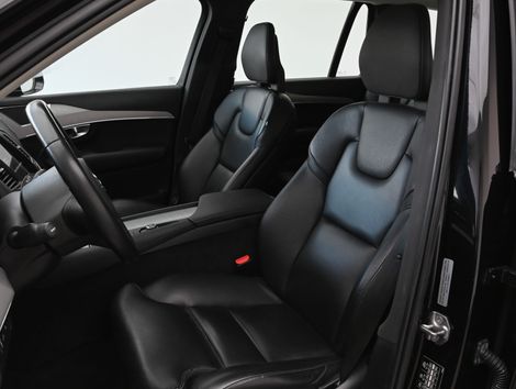 Volvo XC 90 T-8 MOMENTUM 2.0 (Híbrido)