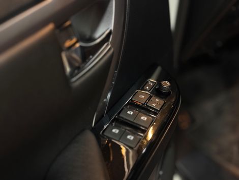 Toyota Hilux SW4 SRX 4x4 2.8 TDI 16V Dies. Aut.