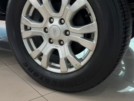 Ford XLT 3.2
