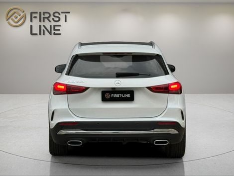 Mercedes GLA 200 AMG Line 1.3 16V TB Aut.