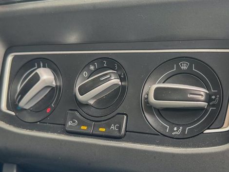 VolksWagen Fox Connect 1.6 Flex 8V 5p