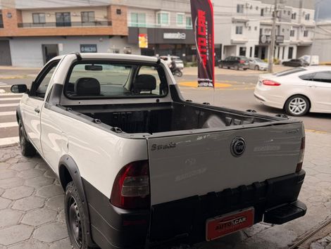 Fiat Strada Trekking 1.8 mpi Flex 8V CS