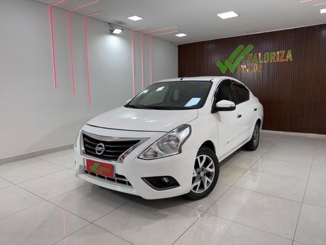 Nissan VERSA SL 1.6 16V FlexStart 4p Aut.
