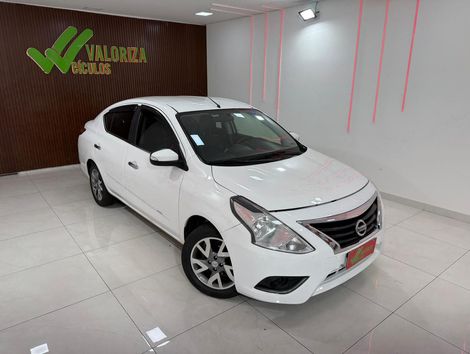 Nissan VERSA SL 1.6 16V FlexStart 4p Aut.