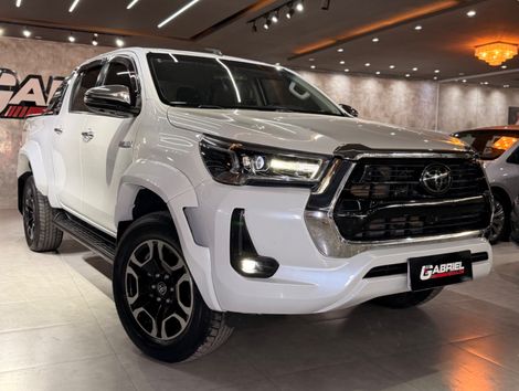 Toyota Hilux CD SRX Plus 4x4 2.8 TDI Die. Aut.