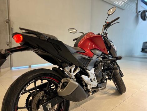 HONDA CB 300F Twister Flex