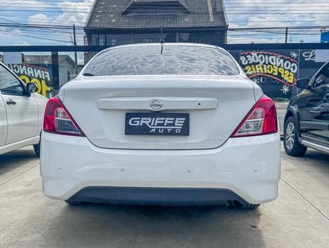 Nissan VERSA 1.0 12V FlexStart 4p Mec.