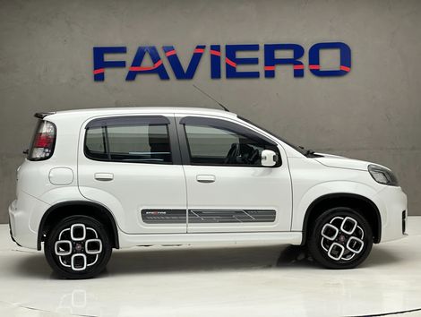 Fiat UNO SPORTING Dualogic 1.4 EVO Flex 8V 4p