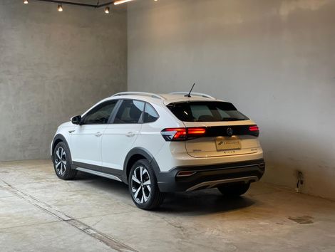 VolksWagen Nivus Highline 1.0 200 TSI Flex Aut.