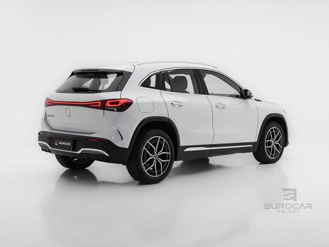 Mercedes EQA 250 (Elétrico)