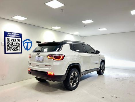 Jeep COMPASS TRAILHAWK 2.0 4x4 Dies. 16V Aut.