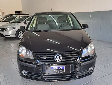 VolksWagen Polo Sedan 1.6 Mi Total Flex 8V 4p