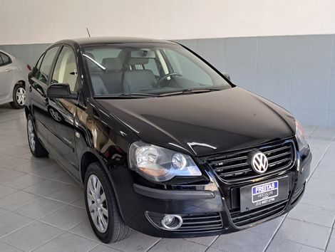 VolksWagen Polo Sedan 1.6 Mi Total Flex 8V 4p