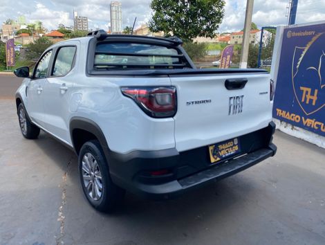 Fiat Strada Freedom 1.3 Flex 8V CD