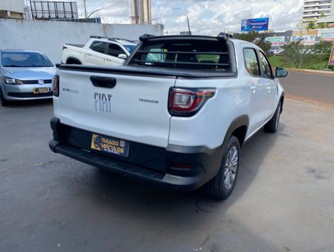 Fiat Strada Freedom 1.3 Flex 8V CD