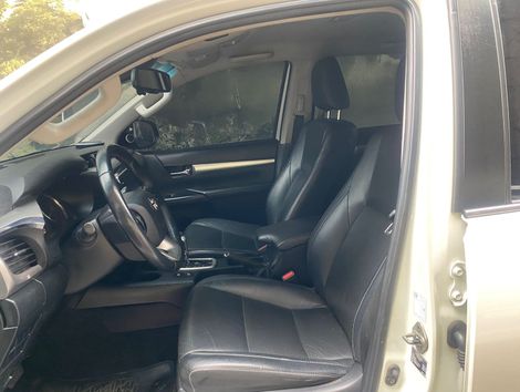 Toyota Hilux CD SRX 4x4 2.8 TDI 16V Diesel Aut.