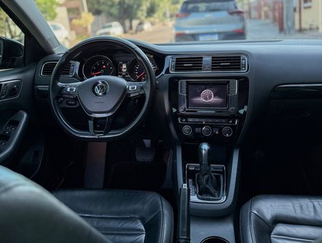 VolksWagen JETTA Highline 2.0 TSI 16V 4p Tiptronic