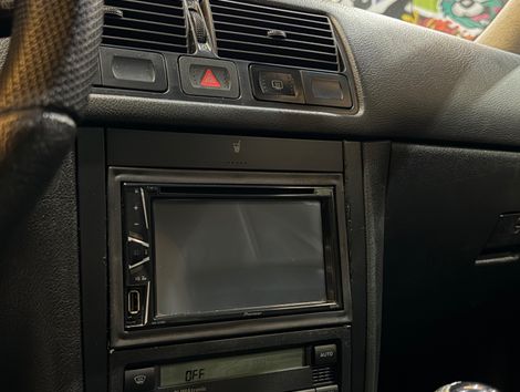 VolksWagen Golf Sportline 1.6 Mi Total Flex 8V 4p