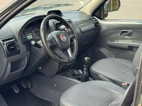 Fiat Strada Adv.1.8 16V Dualogic Flex CD