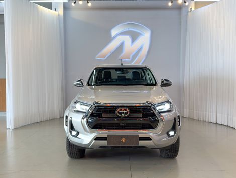 Toyota Hilux CD SRX Plus 4x4 2.8 TDI Die. Aut.