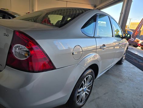 Ford Focus Sedan 2.0 16V/2.0 16V Flex 4p Aut.