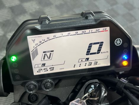 YAMAHA MT-03 321/ABS